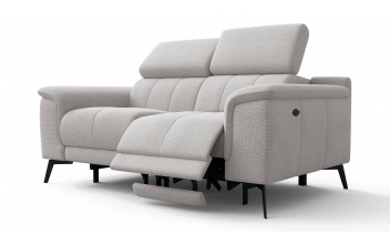 2-Sitzer Relaxsofa mit zwei Relaxfunktionen FIERO FARBE Hellgrau (Arano 15)