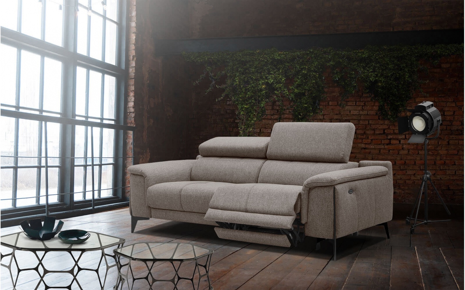 3-Sitzer Sofa mit Relaxfunktion auf der rechten Seite MATERA